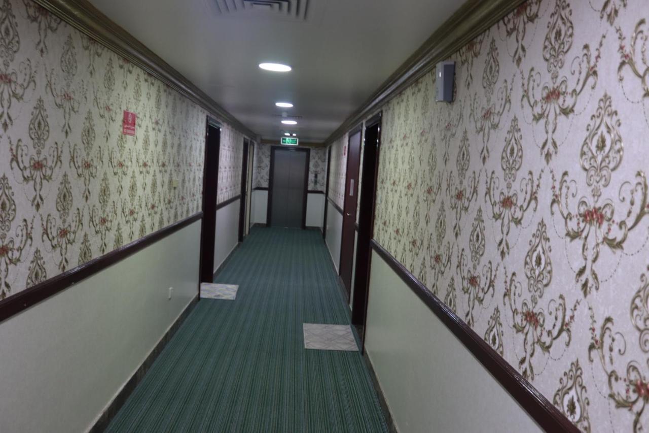 Al Zahabiya Hotel Apartments Dubai Bagian luar foto